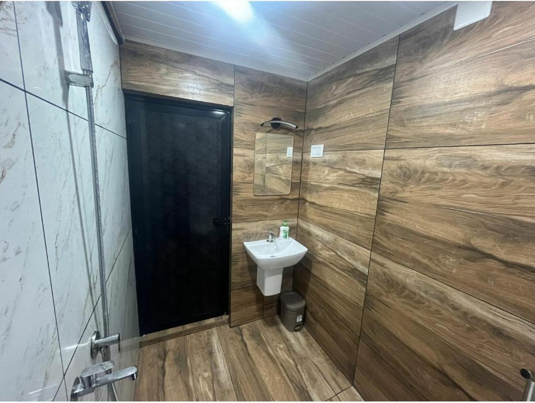 Vyshnavi Home Stay Thanniyam Exterior photo